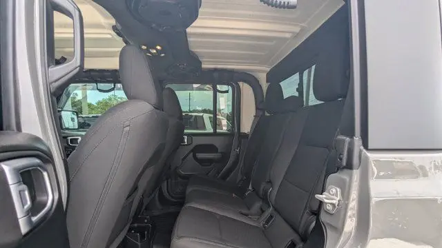 2020 Jeep Gladiator Sport Altitude