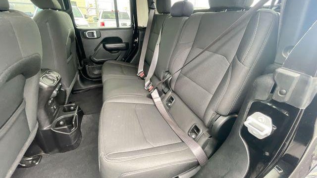 2021 Jeep Gladiator Sport