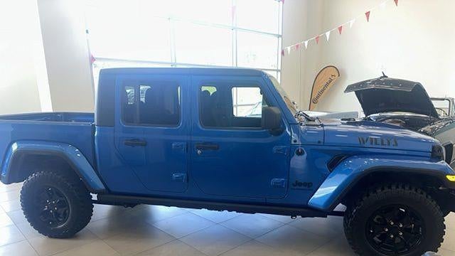 2021 Jeep Gladiator Sport