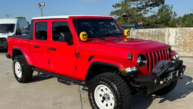 2021 Jeep Gladiator Sport