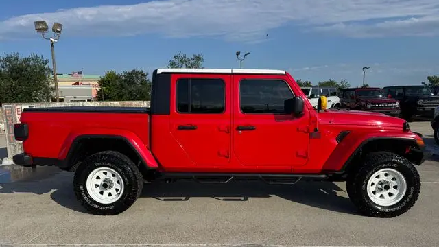 2021 Jeep Gladiator Sport