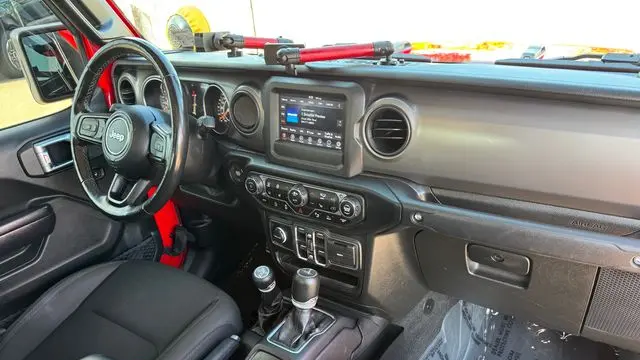 2021 Jeep Gladiator Sport