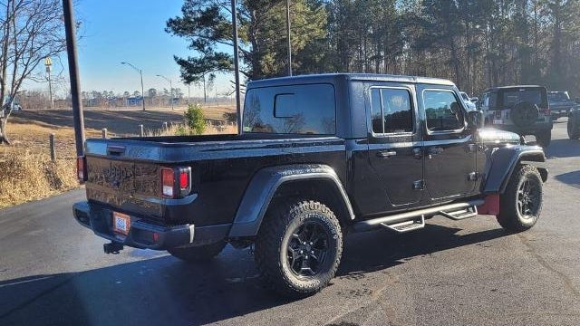 2022 Jeep Gladiator Sport