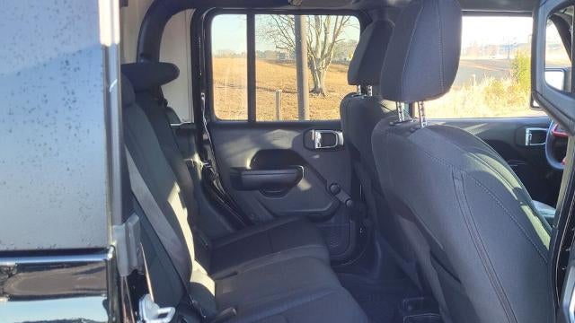 2022 Jeep Gladiator Sport