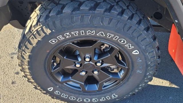 2022 Jeep Gladiator Sport