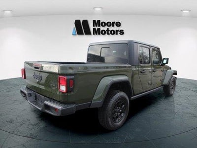 2022 Jeep Gladiator 4X4 Sport 4DR Crew Cab 5.0 FT. SB