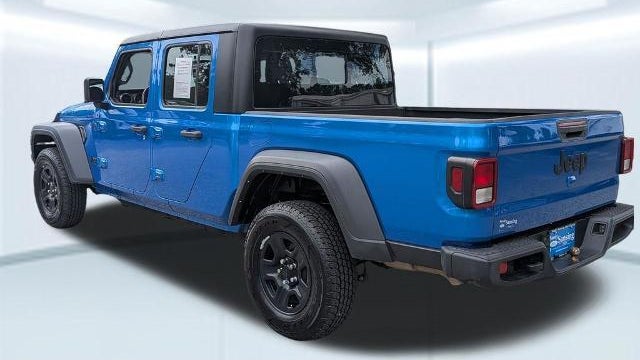 2022 Jeep Gladiator Sport