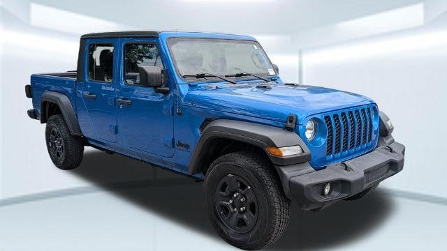 2022 Jeep Gladiator Sport