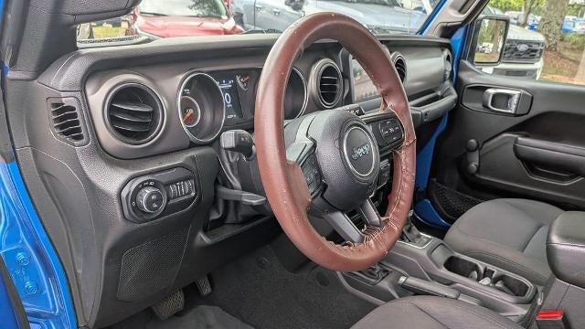 2022 Jeep Gladiator Sport