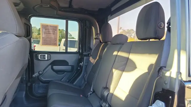 2023 Jeep Gladiator Freedom