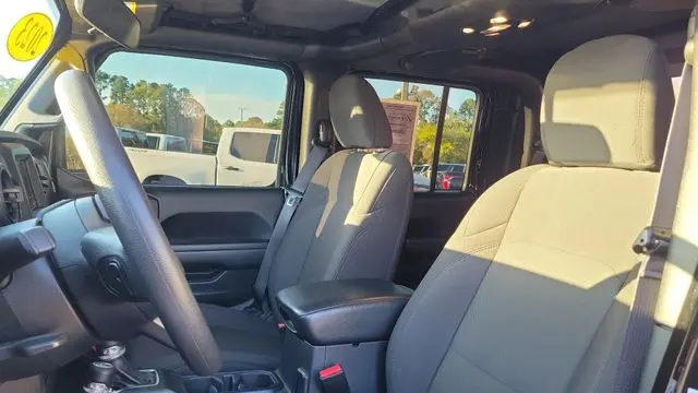 2023 Jeep Gladiator Freedom