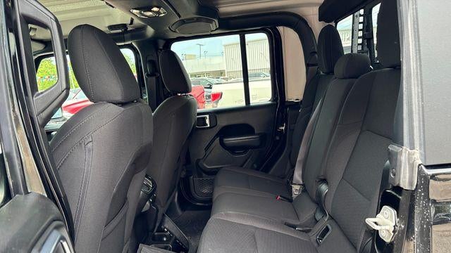 2023 Jeep Gladiator Sport