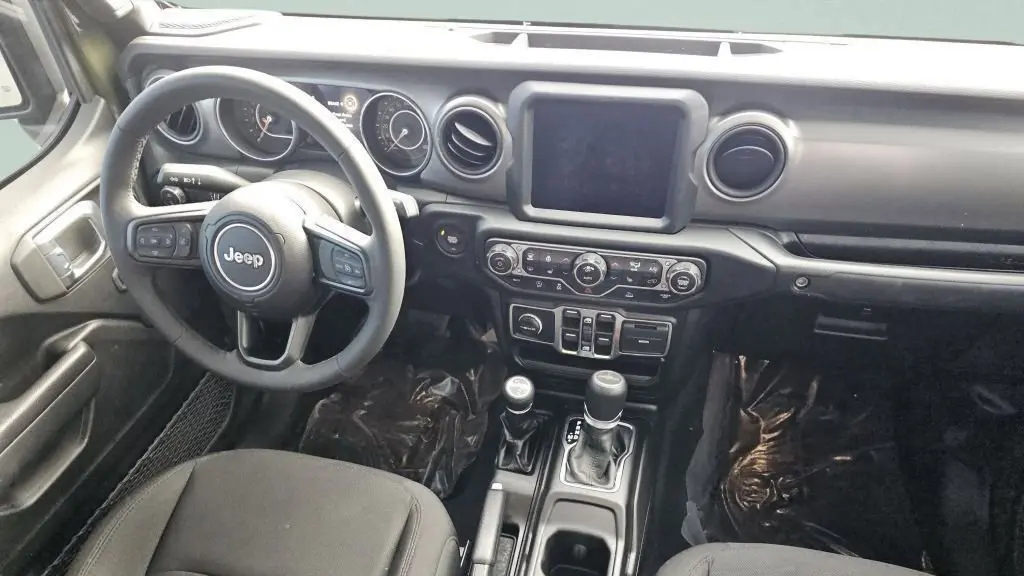 2023 Jeep Gladiator Sport
