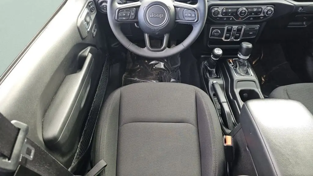 2023 Jeep Gladiator Freedom