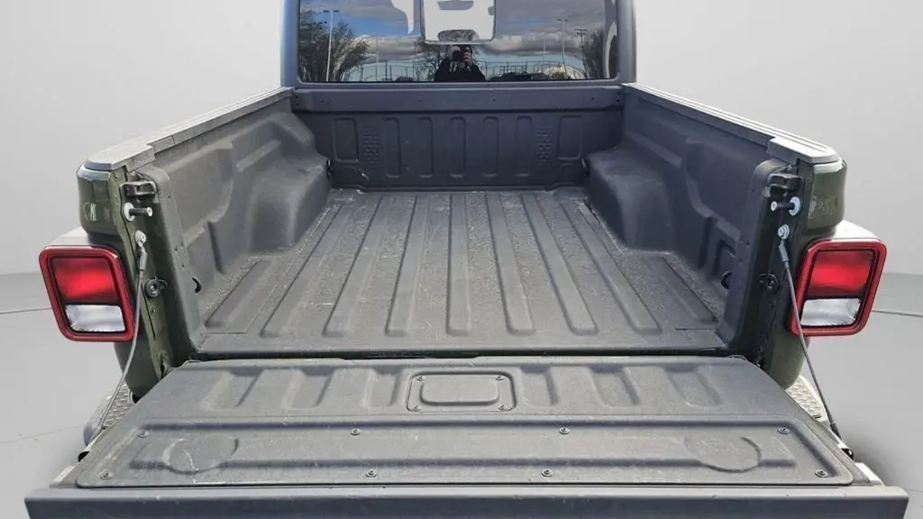 2023 Jeep Gladiator Freedom