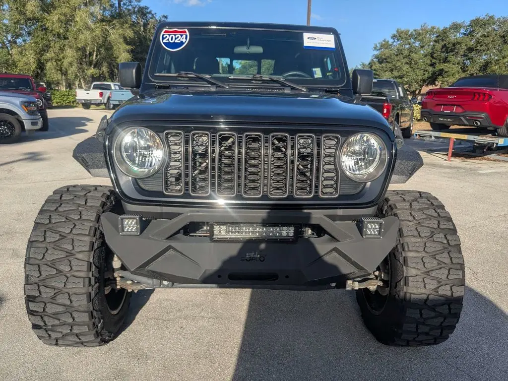 2024 Jeep Gladiator - $36,800
