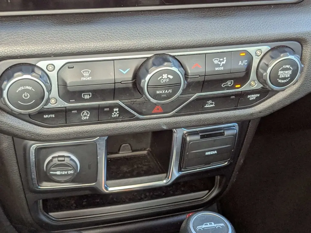 2024 Jeep Gladiator - $36,800