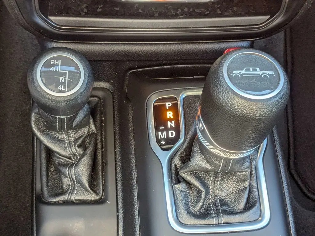 2024 Jeep Gladiator - $36,800