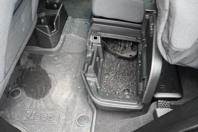 2024 Jeep Gladiator - $35,000