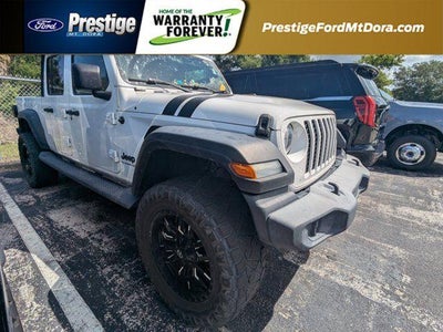 2020 Jeep Gladiator 4X4 Sport Altitude 4DR Crew Cab 5.0 FT. SB
