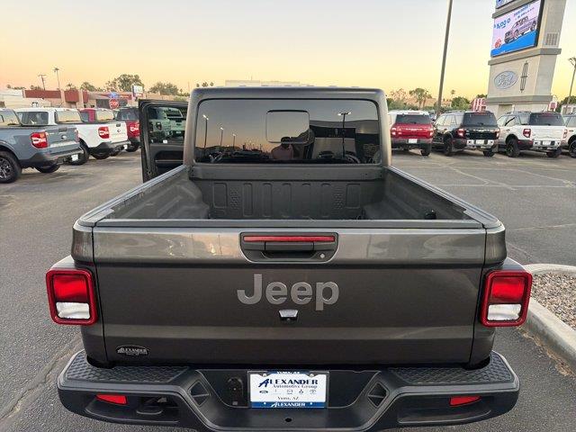2021 Jeep Gladiator - $27,999