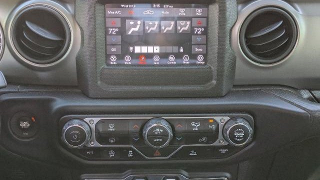 2021 Jeep Gladiator Sport