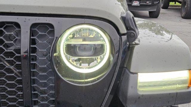 2021 Jeep Gladiator Sport