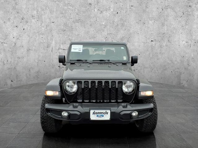 2022 Jeep Gladiator - $30,890