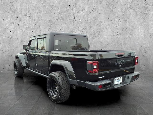 2022 Jeep Gladiator - $30,890