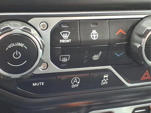 2022 Jeep Gladiator - $30,890