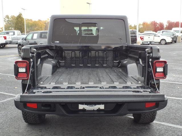 2022 Jeep Gladiator - $30,890