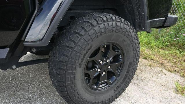 2022 Jeep Gladiator Sport