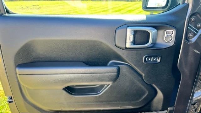 2022 Jeep Gladiator Sport