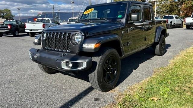 2022 Jeep Gladiator Sport