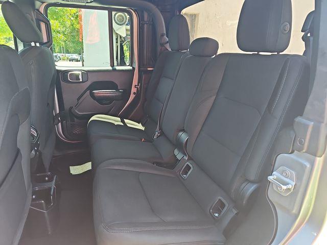 2020 Jeep Gladiator - $23,354