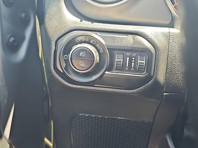 2020 Jeep Gladiator - $23,354
