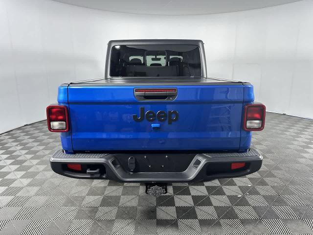 2022 Jeep Gladiator - $30,998
