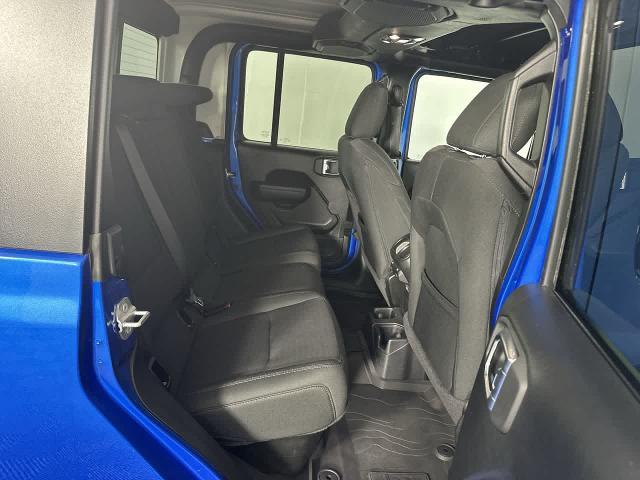 2022 Jeep Gladiator - $30,998