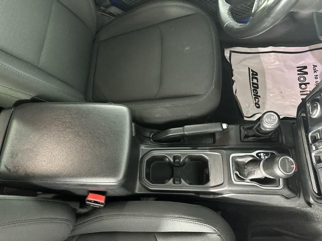 2022 Jeep Gladiator - $30,998