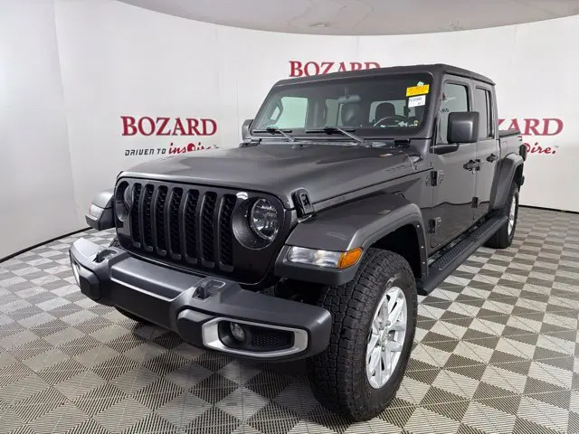 2023 Jeep Gladiator - $26,500