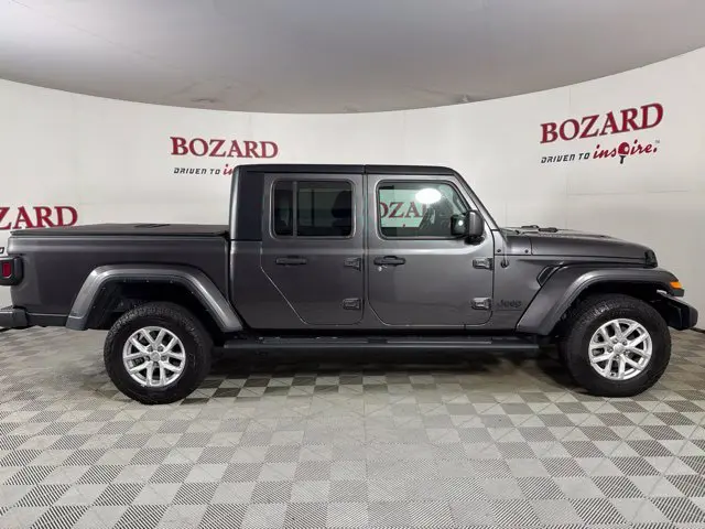 2023 Jeep Gladiator - $26,500