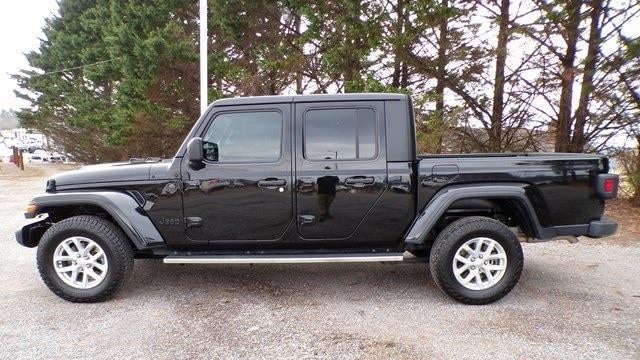 2023 Jeep Gladiator Freedom