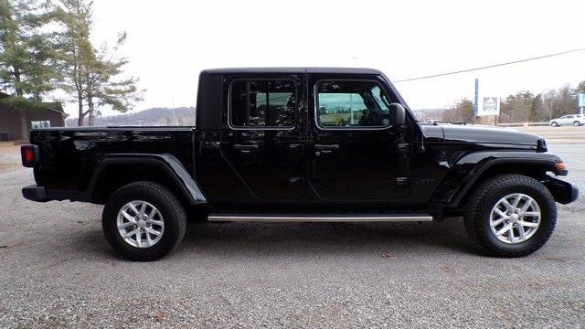 2023 Jeep Gladiator Freedom