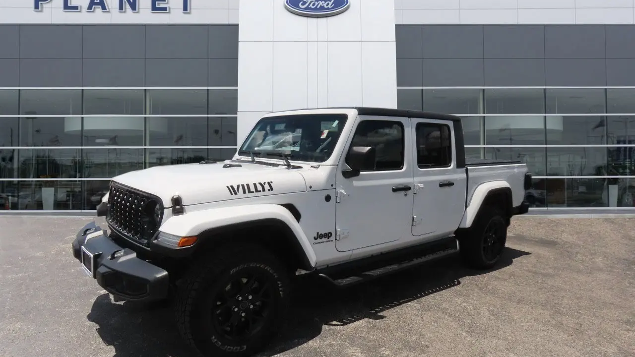 Preowned 2024 Jeep Gladiator Texas Trail for Sale