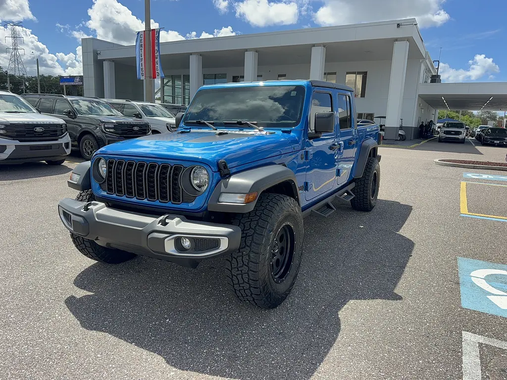 2024 Jeep Gladiator - $38,995