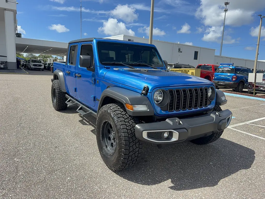 2024 Jeep Gladiator - $38,995