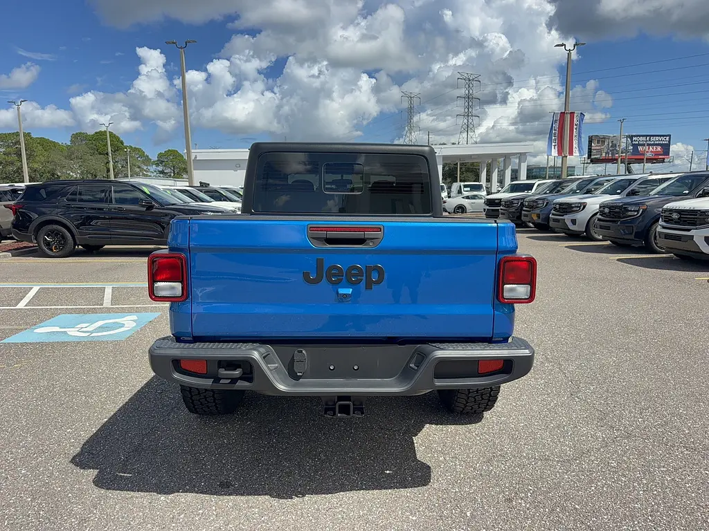 2024 Jeep Gladiator - $38,995