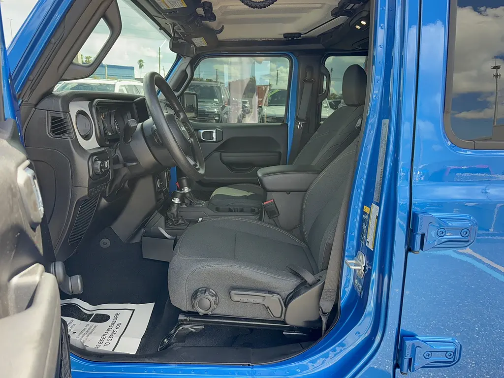 2024 Jeep Gladiator - $38,995