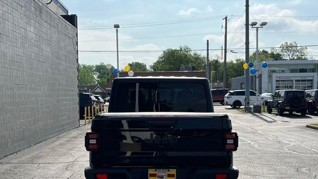 2024 Jeep Gladiator Sport S