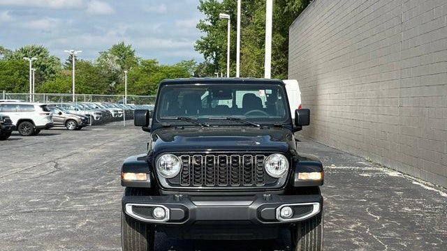 2024 Jeep Gladiator Sport S
